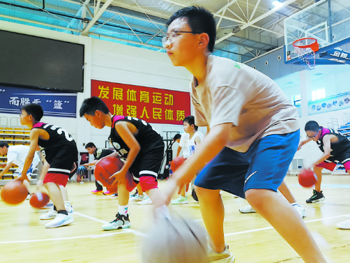 場地有保障 運(yùn)動(dòng)熱情高